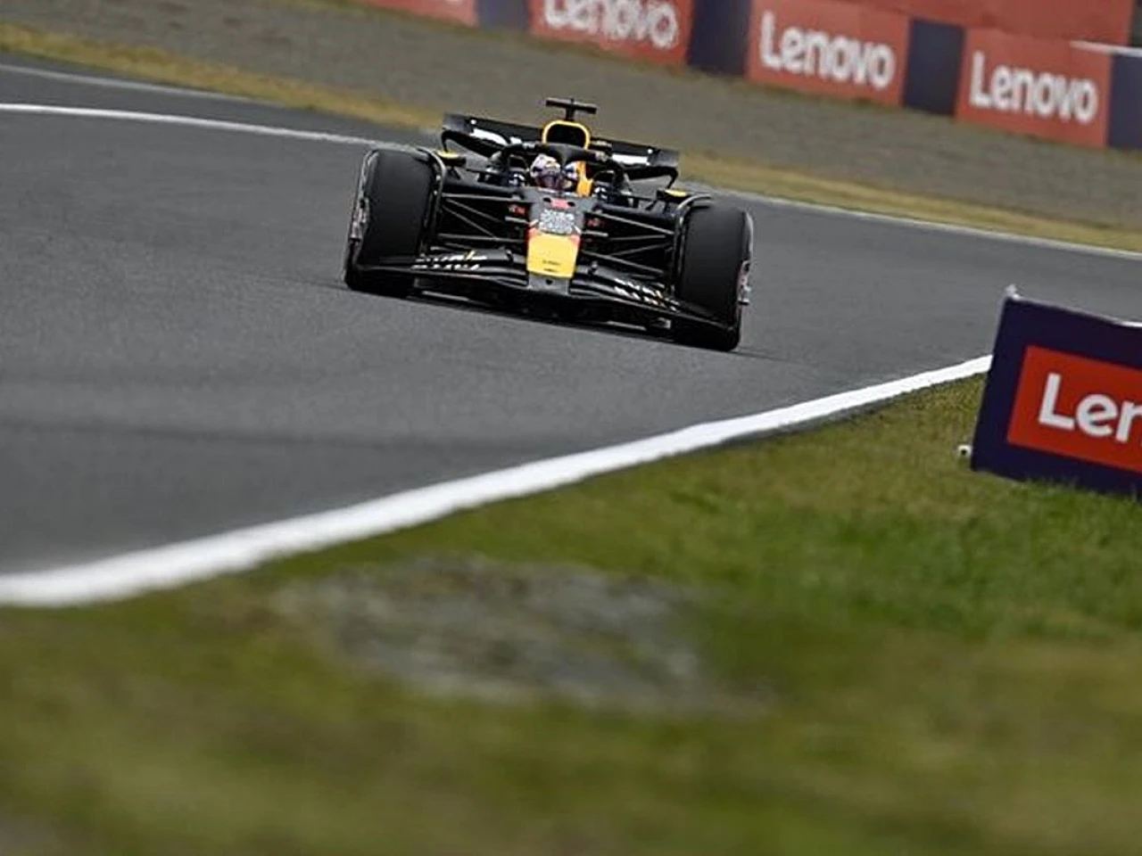 F1 Japonya Grand Prix'sinde pole pozisyonu Verstappen'in oldu