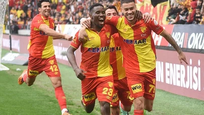 Özgür Özel: “süper Lig’e Yükselen Göztepe’yi Tebrik Ediyor, Önümüzdeki Sezonda Başarılar Diliyorum”
