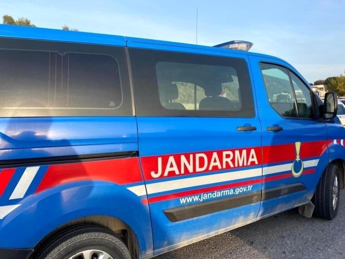 Kaybolan 74 yaşındaki kadını jandarma buldu