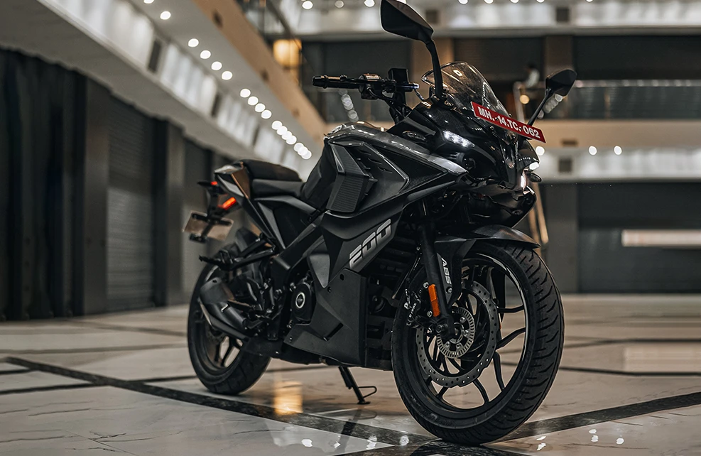 Bajaj Pulsar RS 200 Fiyatı Nedir? Bajaj Pulsar RS 200 Beklenen Zam Geldi!
